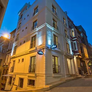 Invictum Otel